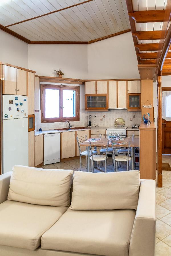 Papadogiannopoulos House Айгио Екстериор снимка