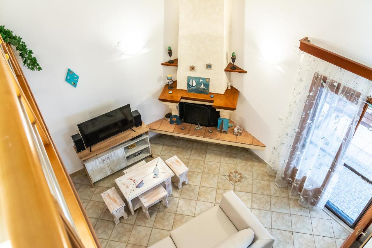 Papadogiannopoulos House Айгио Екстериор снимка